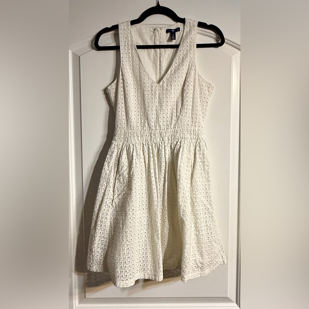 Gap White Sleeveless Eyelet Dress‎